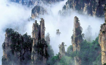 張家界森林公園，袁家界，楊家界，天子山二天自助游